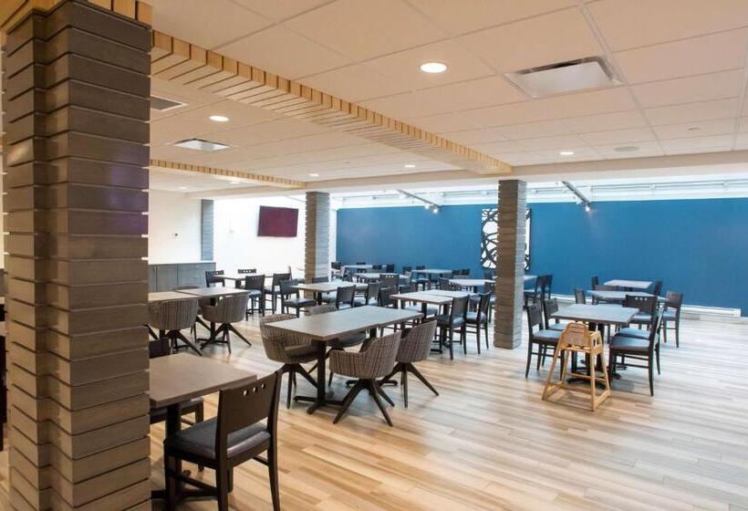 مُتل Best Western Plus Prince George