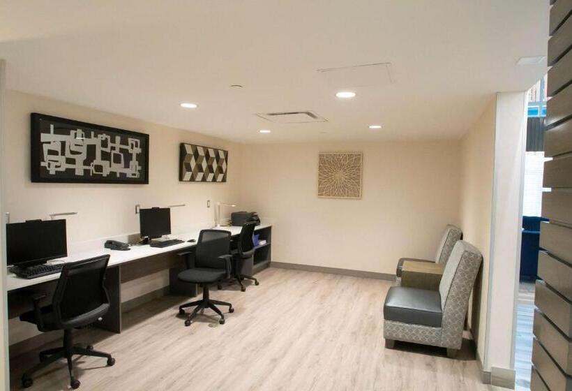 مُتل Best Western Plus Prince George