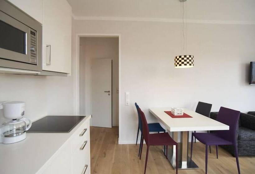 ペンション Haus Eisberg