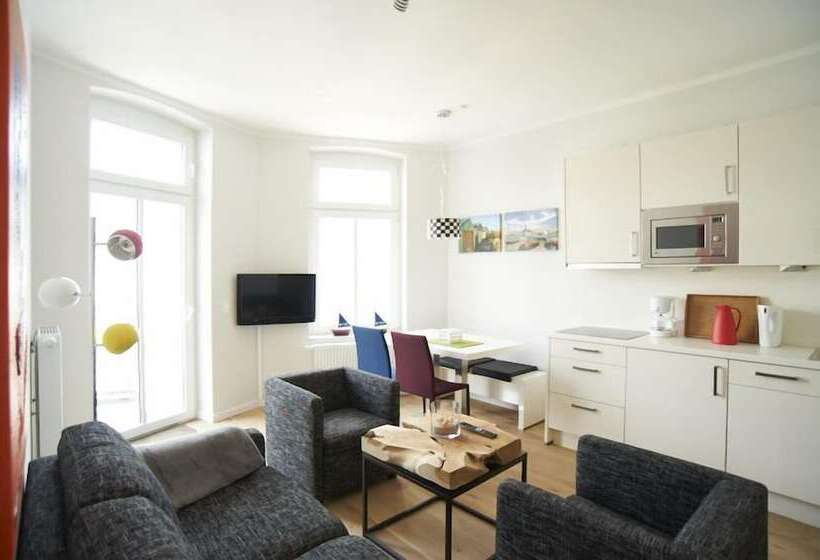 ペンション Haus Eisberg