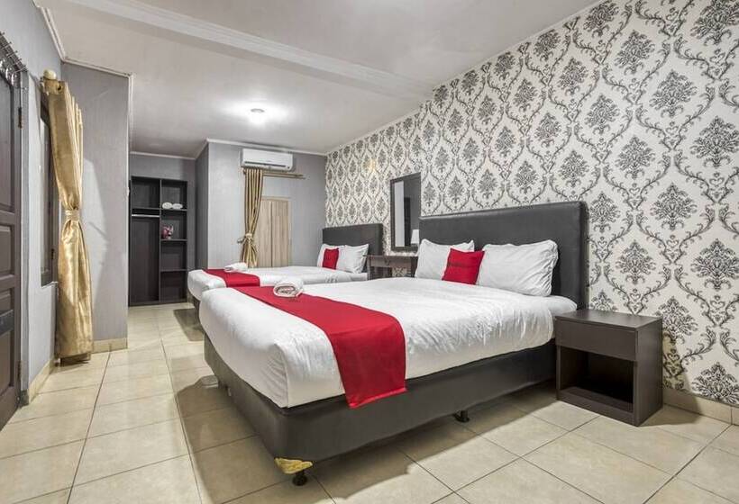 Пансион Reddoorz Near Tomang 2