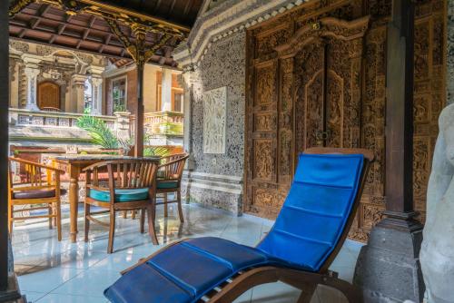 פנסיון Sania S House