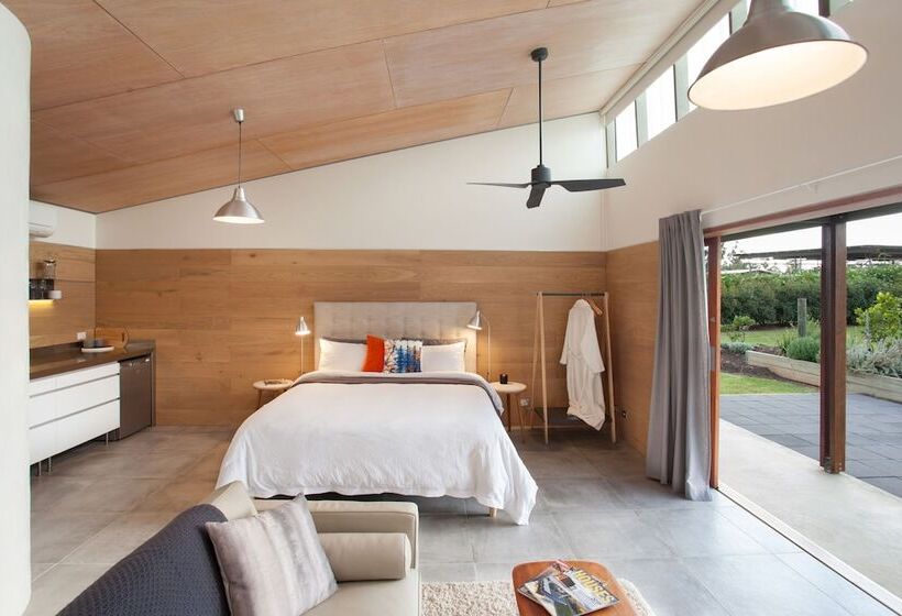 پانسیون Studio 367