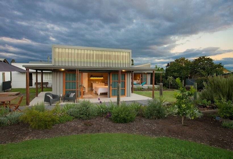 پانسیون Studio 367