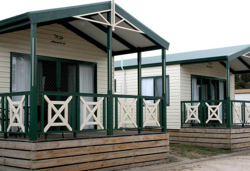استراحتگاه Geelong Surfcoast Hwy Holiday Park