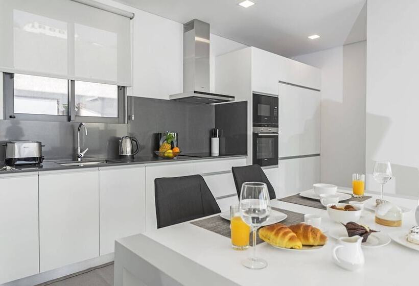 Searenity Vacations Home Ii By An Island Apart