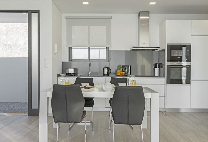 Searenity Vacations Home Ii By An Island Apart