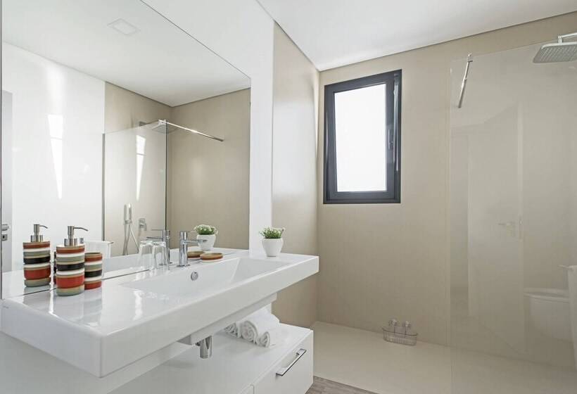 Searenity Vacations Home Ii By An Island Apart