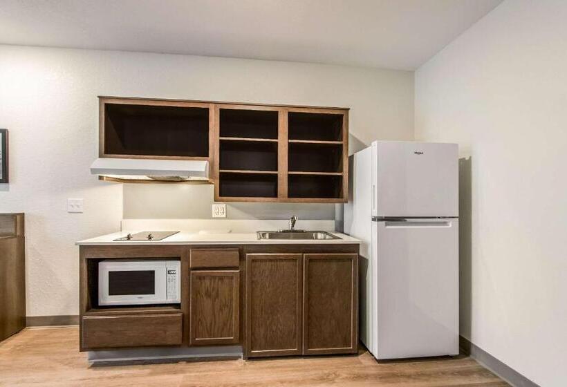 Woodspring Suites Doral Miami Airport