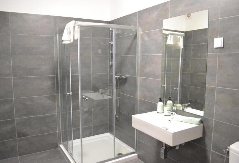 Bed and Breakfast Főnix Design Rooms