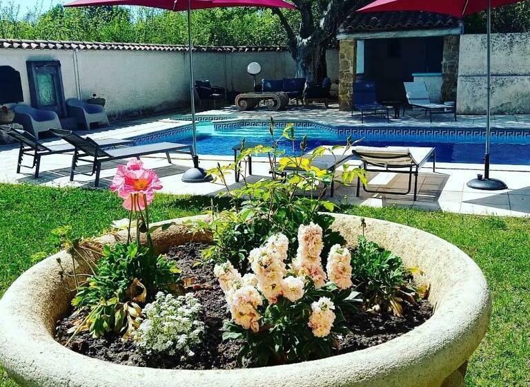 צימר Le Mas Des Flaneraies