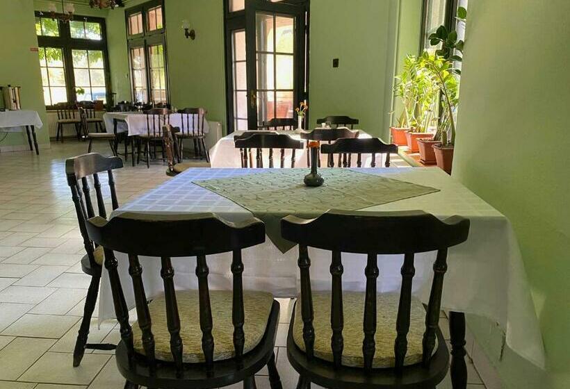 Bed and Breakfast Mathias Ház