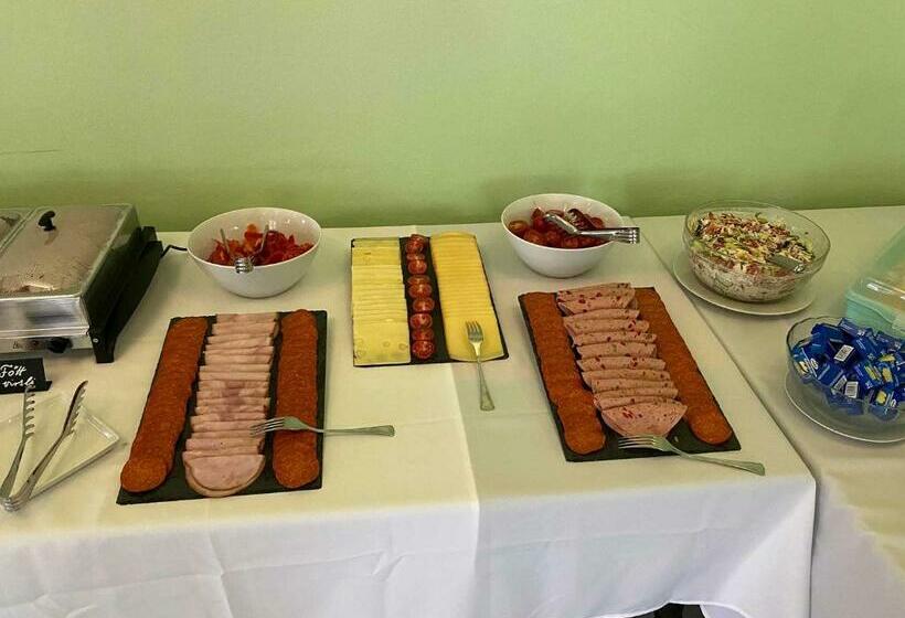 Bed and Breakfast Mathias Ház