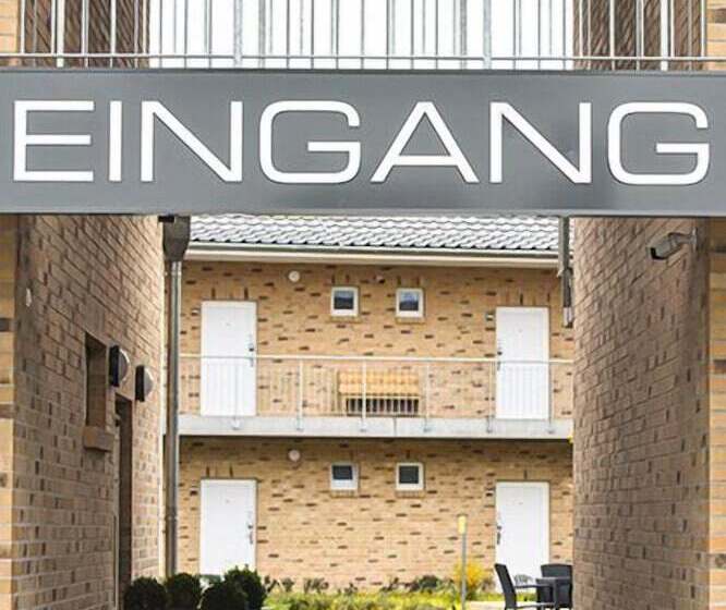 ベッドアンドブレックファースト Prima Inn Hotel & Hof Neuruppin   Digitales & Rezeptionsloses Motel