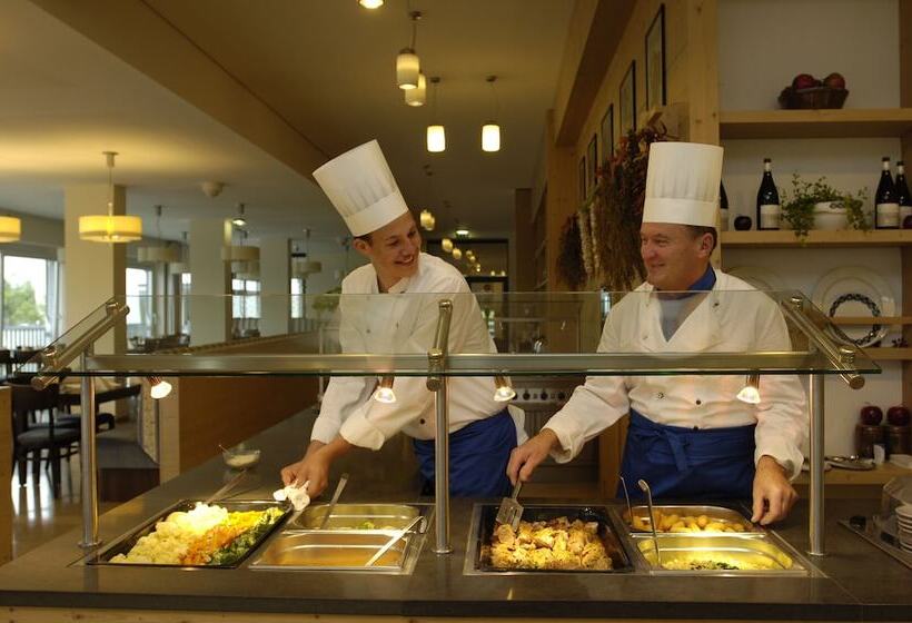 Отель Allgäuhaus Wertach