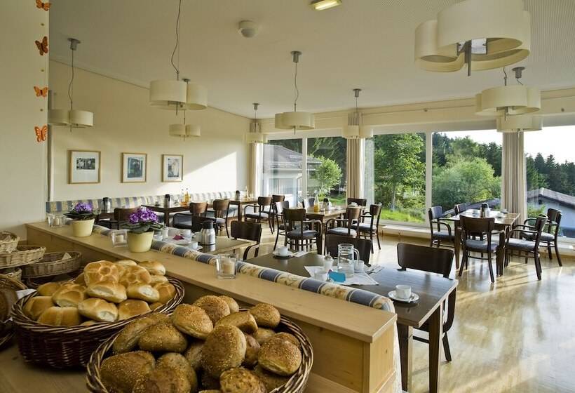 Отель Allgäuhaus Wertach