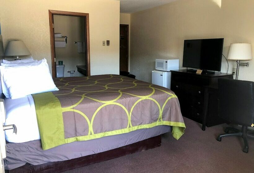 فندق Amerivu Inn & Suites