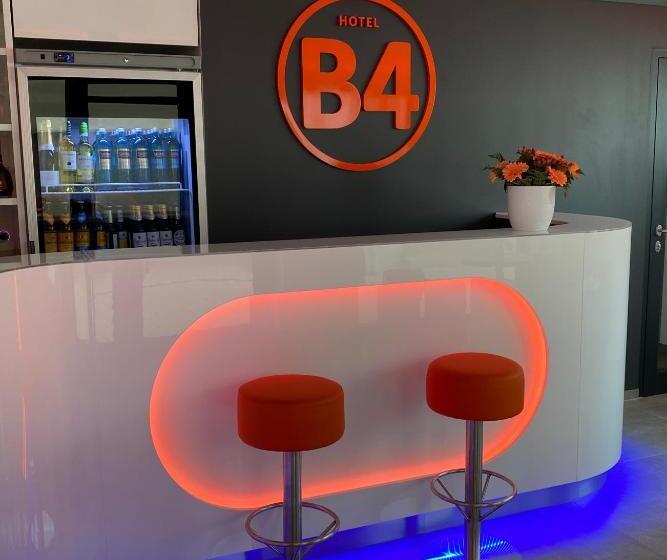 هتل B4