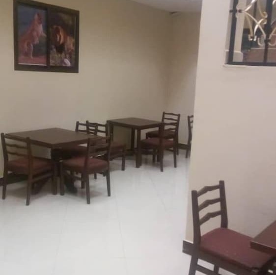 Отель Maresi Luxury