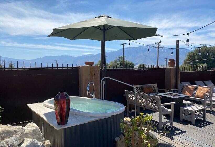 Отель Mi Kasa Hot Springs 420,adults Only, Clothing Optional