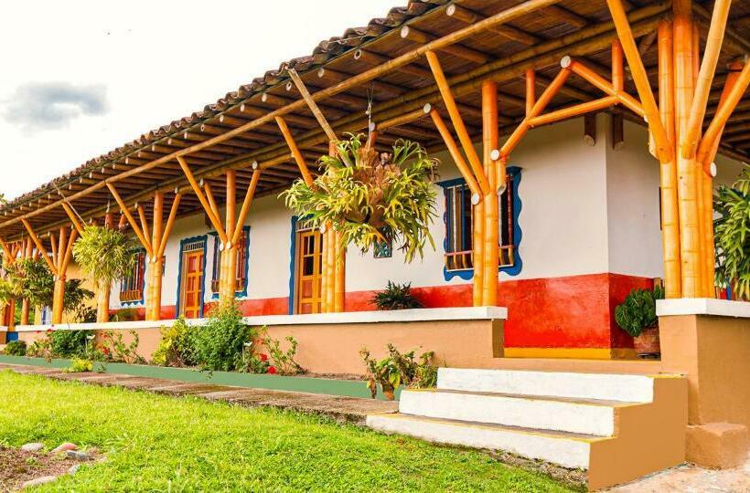 בית מלון כפרי Mundies Finca La Dorada