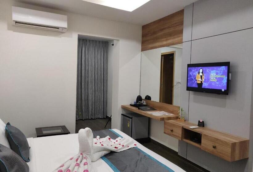 Park Iris Hotels, Mg Road