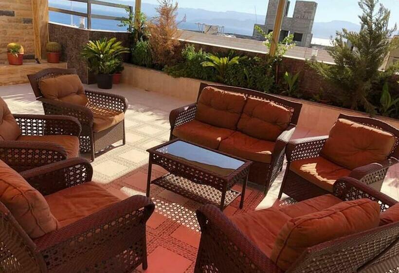 هتل Rawa'at Alaqaba