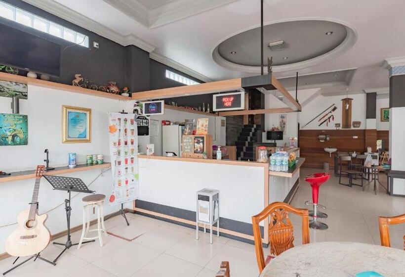 酒店 Reddoorz Near Gor Sempaja Samarinda