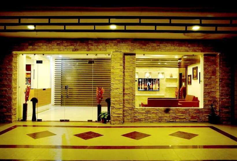 ホテル Tavisha Kanatal Hills Chamba