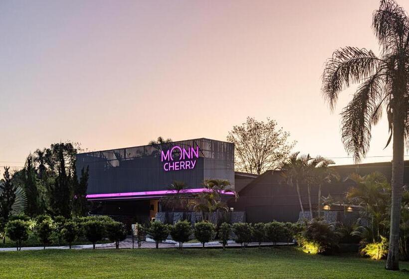 Monn Cherry Motel