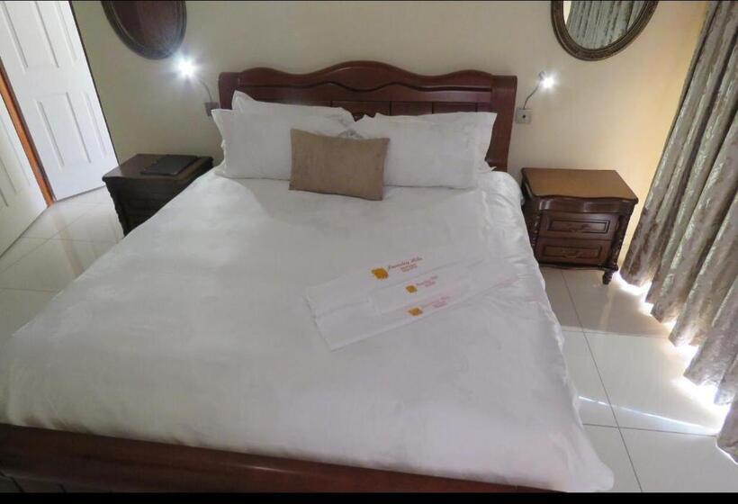 پانسیون Beverley Hills Guesthouse