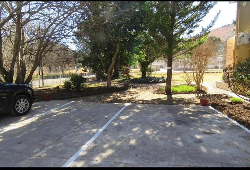 پانسیون Beverley Hills Guesthouse