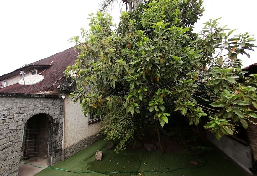 بنسيون Hot Spa E Piscina Climatizada   Castelinho Sol E Mar