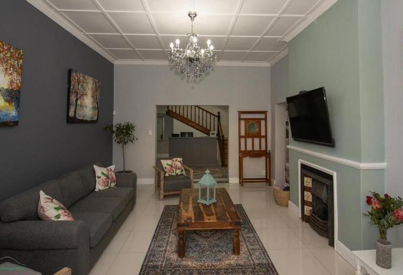 پانسیون Dawson Manor Guest House