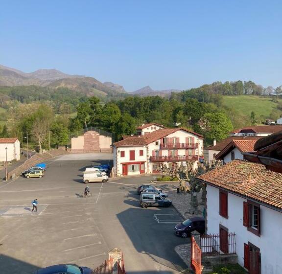 بنسيون Maison Graciateguy