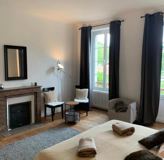 بنسيون Maison Graciateguy