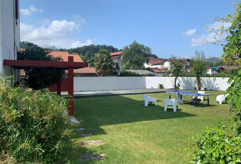 بنسيون Maison Graciateguy