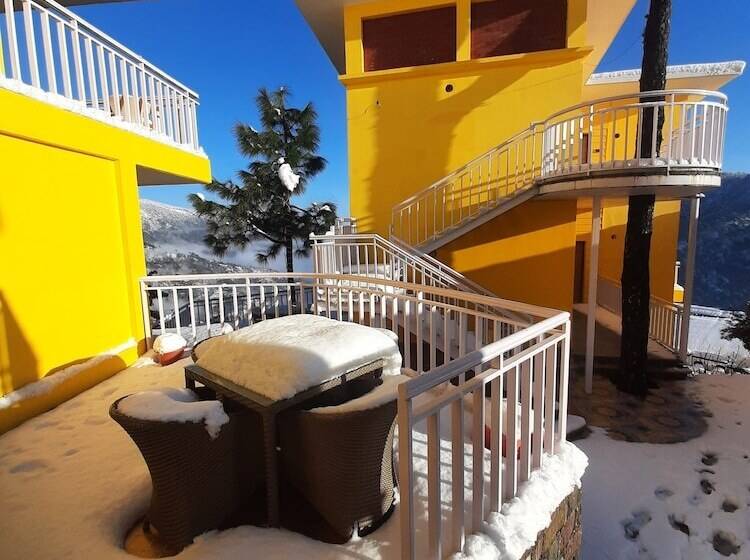 אתר נופש Justa Mukteshwar Retreat & Spa