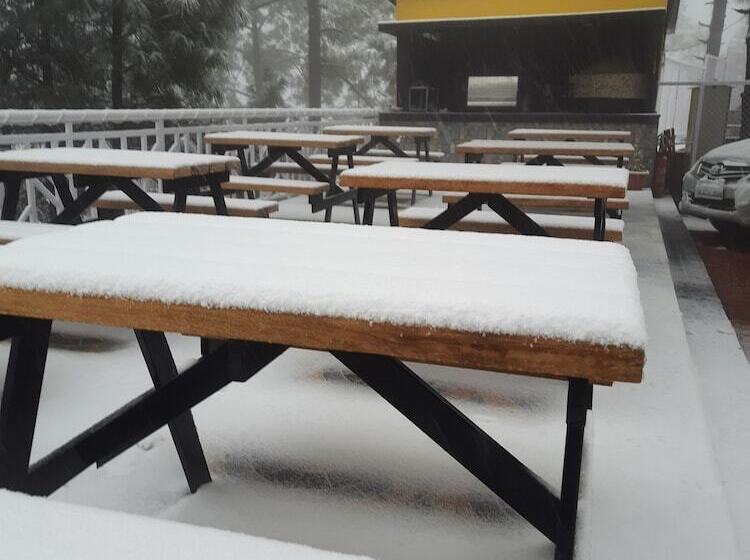 אתר נופש Justa Mukteshwar Retreat & Spa