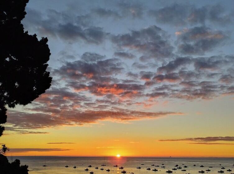 فندق صغير Auberge De Jeunesse Hi Cancale