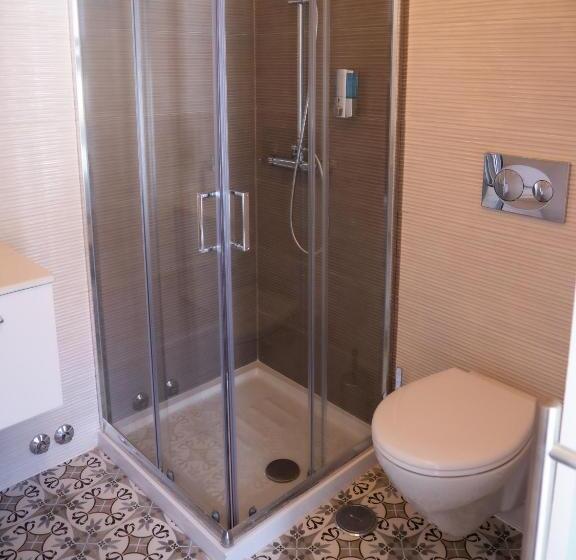 هاستل Guest House Stories