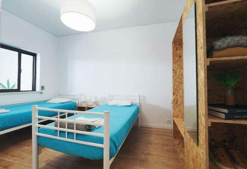 هاستل Impact House Belem