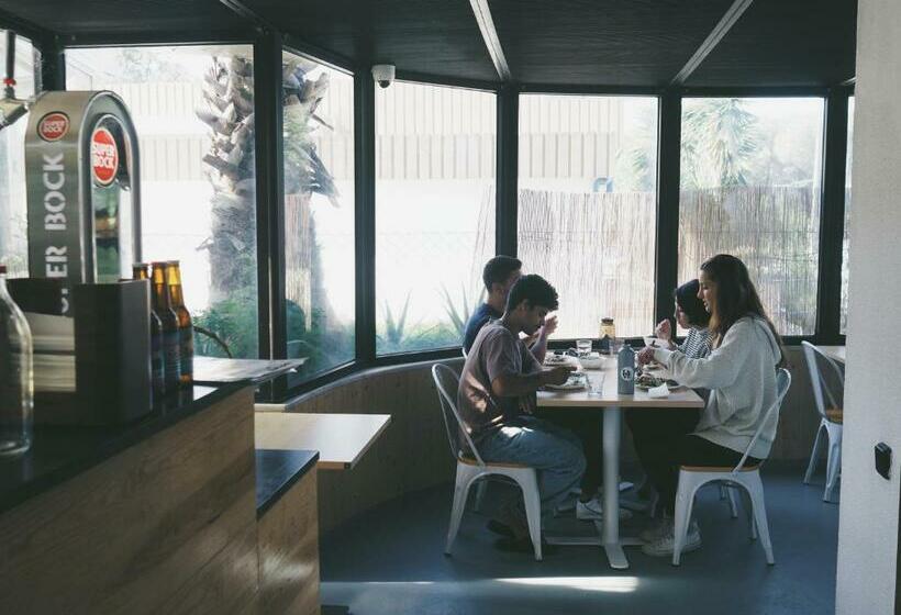 هاستل Impact House Belem