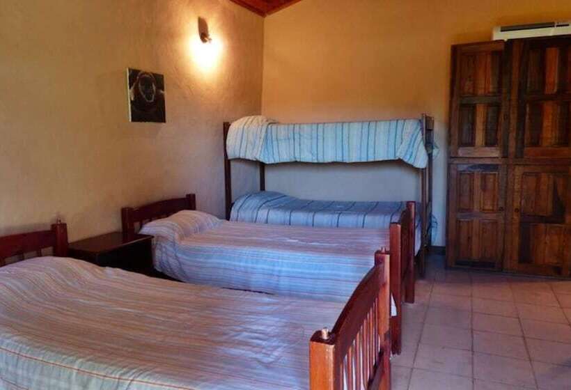 הוסטל Posada El Yacare