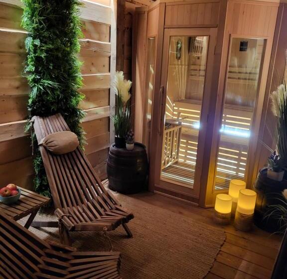 تختخواب و صبحانه Hiša Stare Mame