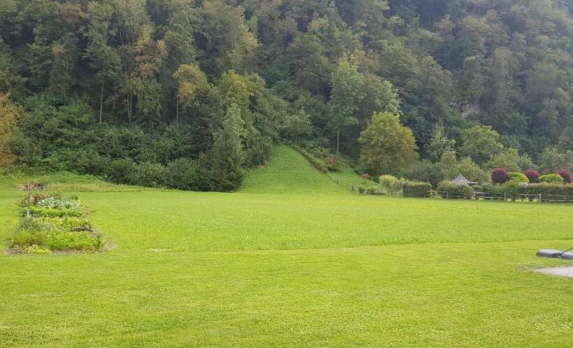 تختخواب و صبحانه Hiša Stare Mame