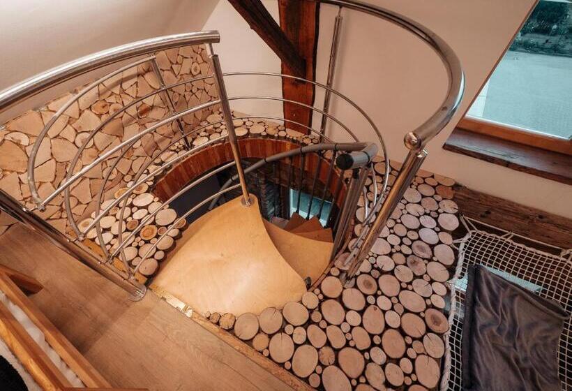 تختخواب و صبحانه Hiša Stare Mame