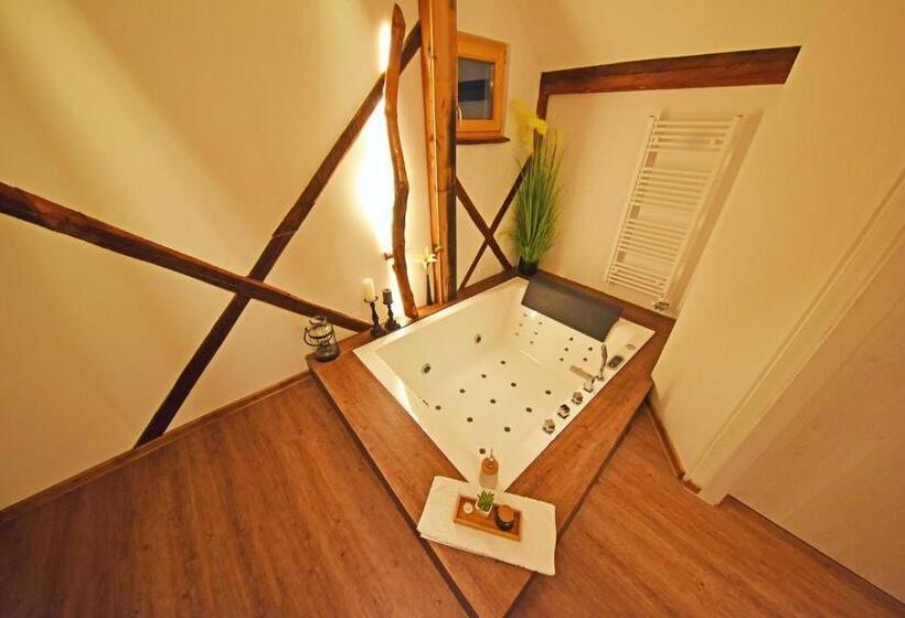 تختخواب و صبحانه Hiša Stare Mame