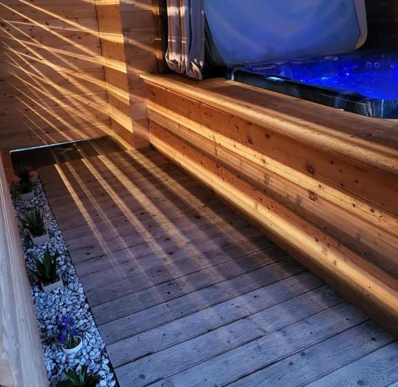 تختخواب و صبحانه Hiša Stare Mame