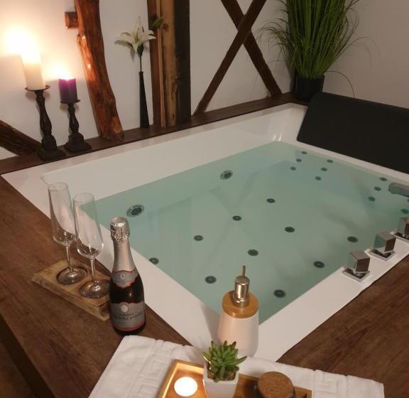 تختخواب و صبحانه Hiša Stare Mame